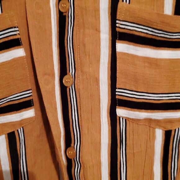 NWT Hippie Rose Women's Yellow Stripe Front Tie Top Size XS - Picture 7 of 13